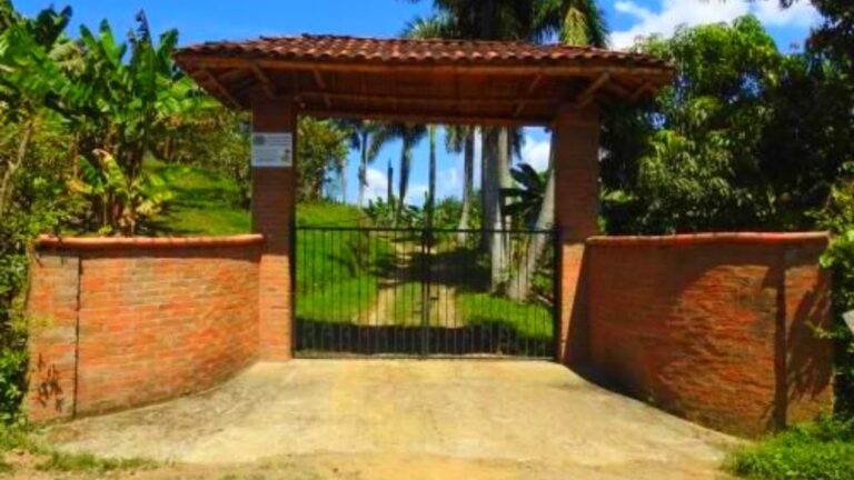 Ideias Criativas para Fachadas de Entradas de Quintas