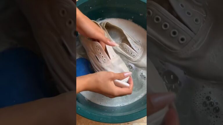 Dicas Eficazes para Limpar Manchas de T&ecirc;nis Branco
