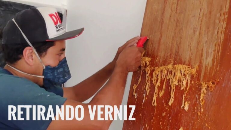 Métodos Eficazes para Remover Verniz de Porta de Madeira