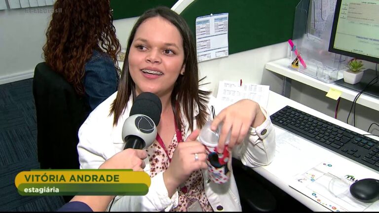 Dicas Eficazes para Limpar Garrafa Pl&aacute;stica de &Aacute;gua