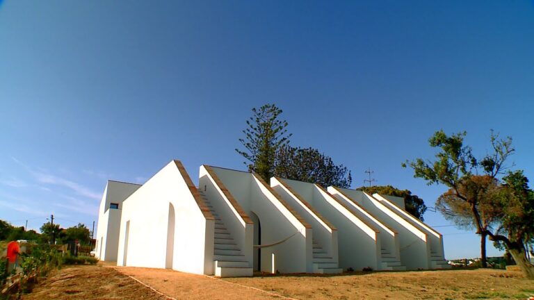 Casa Modesta Faro: Conforto e Estilo em Harmonia