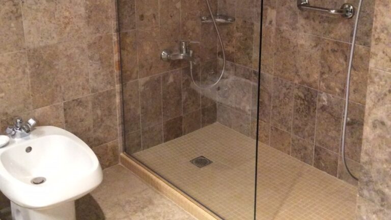 Casas de Banho com Base de Duche: Estilo e Funcionalidade
