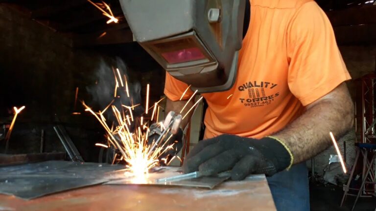 Como Soldar Caleiras de Zinco de Forma Eficiente